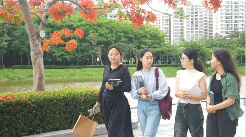 她从30多万人中脱颖而出