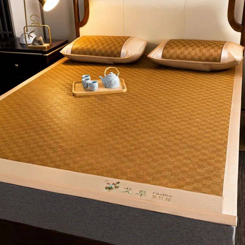 夏天躺在"它"身上睡觉,再也不用开空调_凉席_自带_时候