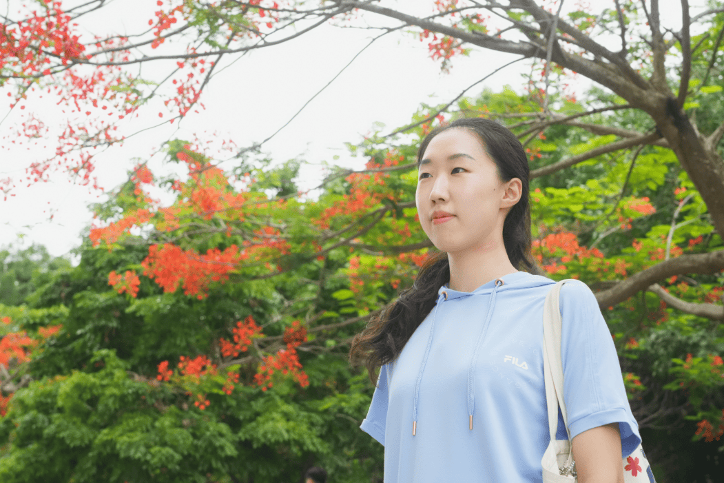 可能是家庭熏陶的原因,武晨曦的兴趣爱好比较广泛,喜欢书法,画画,舞蹈