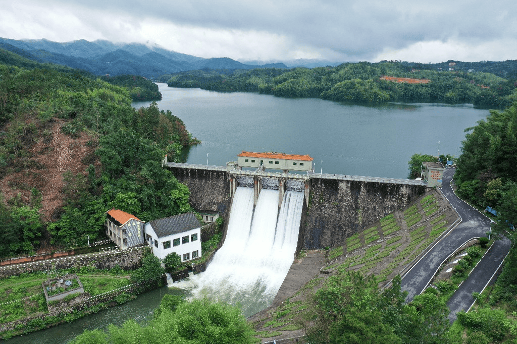 湖南衡阳县:科学调蓄 错峰泄洪 保安全度汛