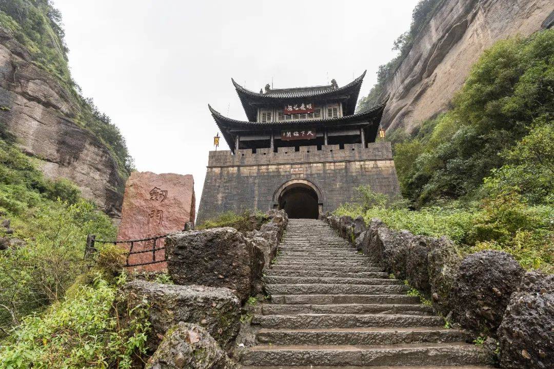 这些景区免费玩!_滕王阁_岳阳_南昌