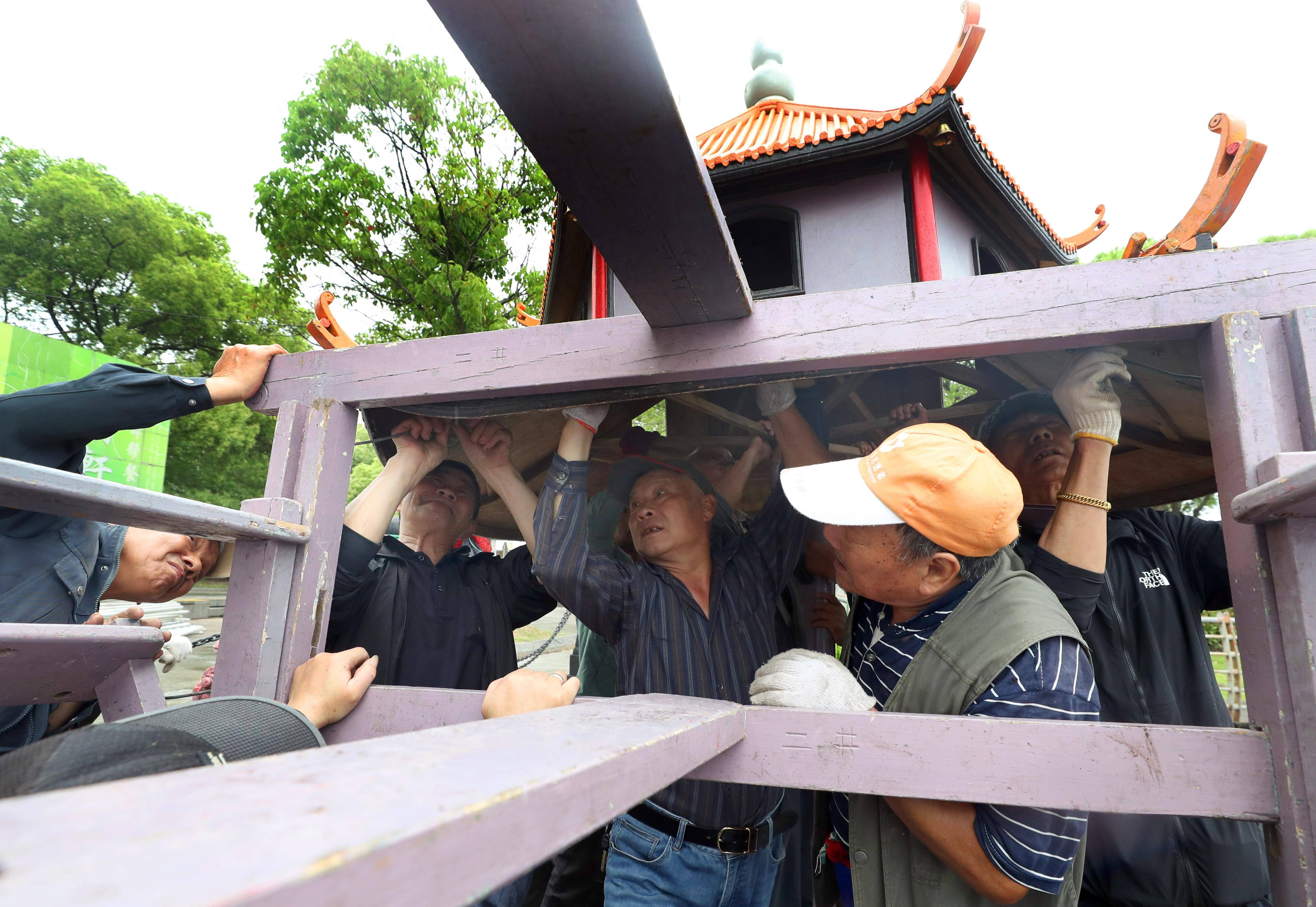 文化中国行丨罗店龙船:父子传承 情系端午_新华社_方喆_宝山