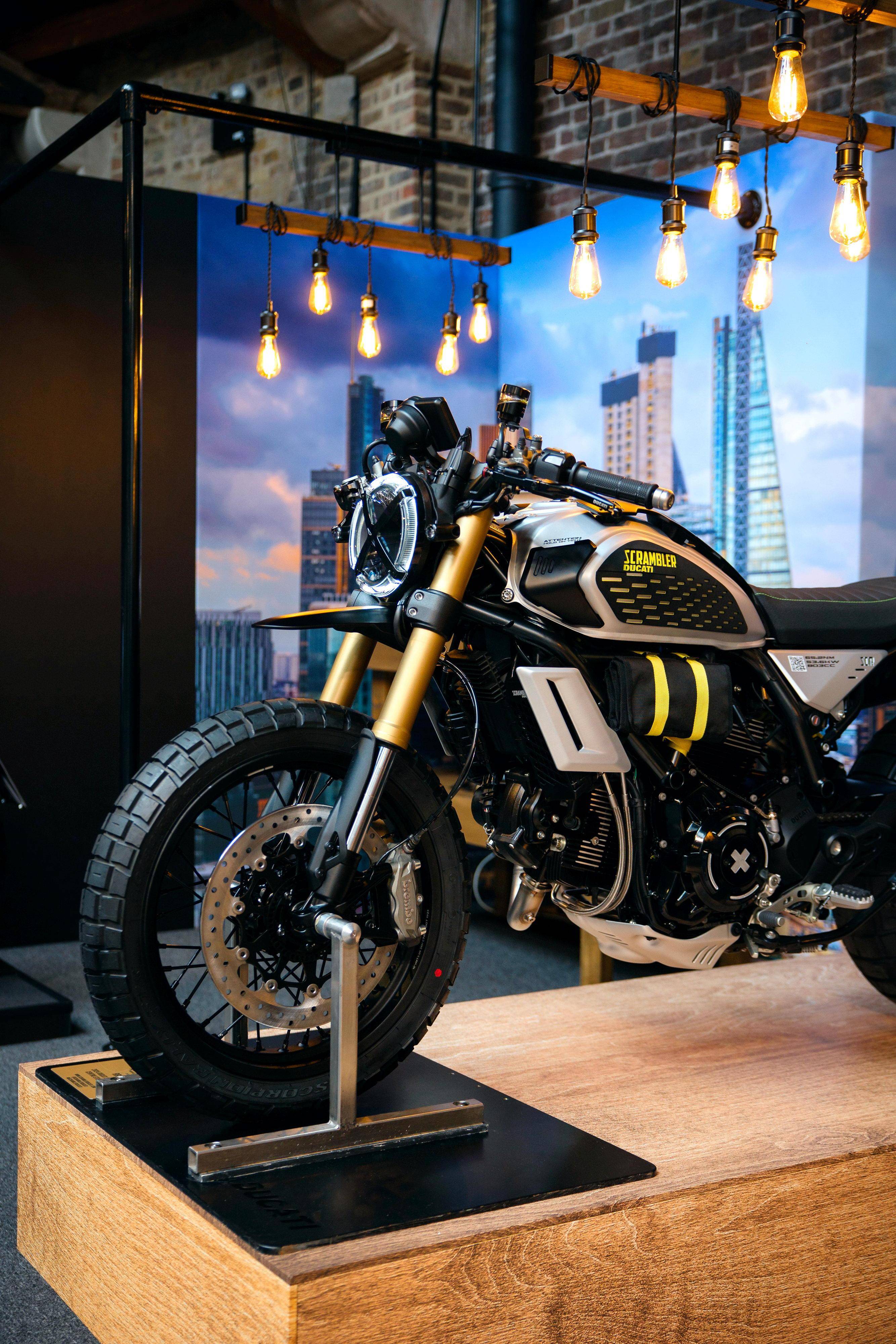 杜卡迪展示两台 scrambler 改装概念车