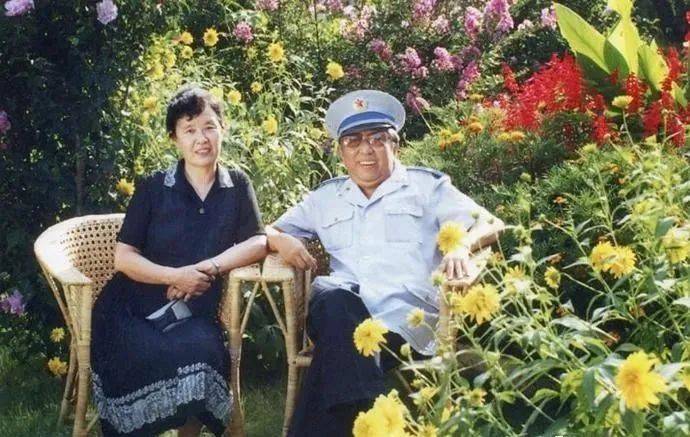 国宝级艺术家阎肃：逝世6年，妻子和儿子对簿公堂，理由让人泪目