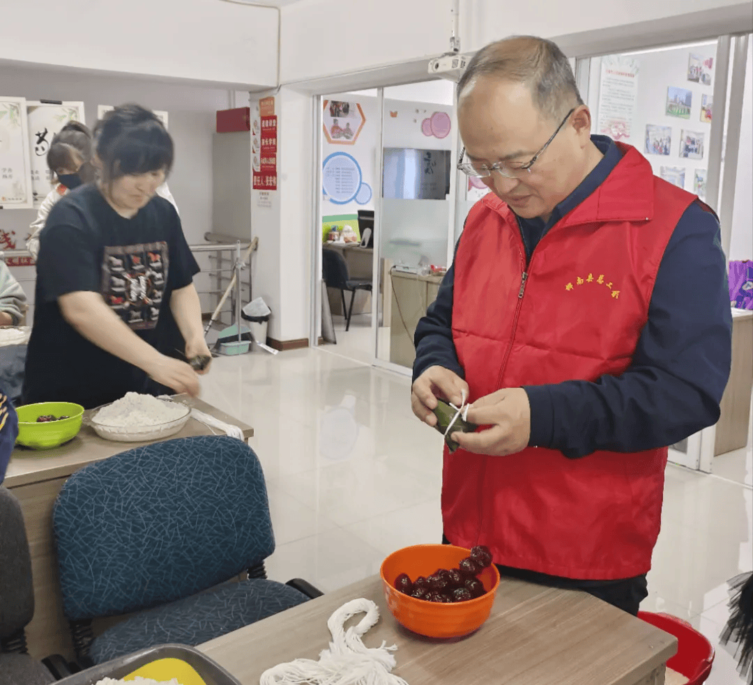 桦南县县长图片