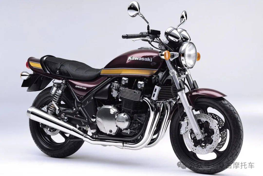 重现70年代复古风 川崎发布z900rs/cafe全新配色