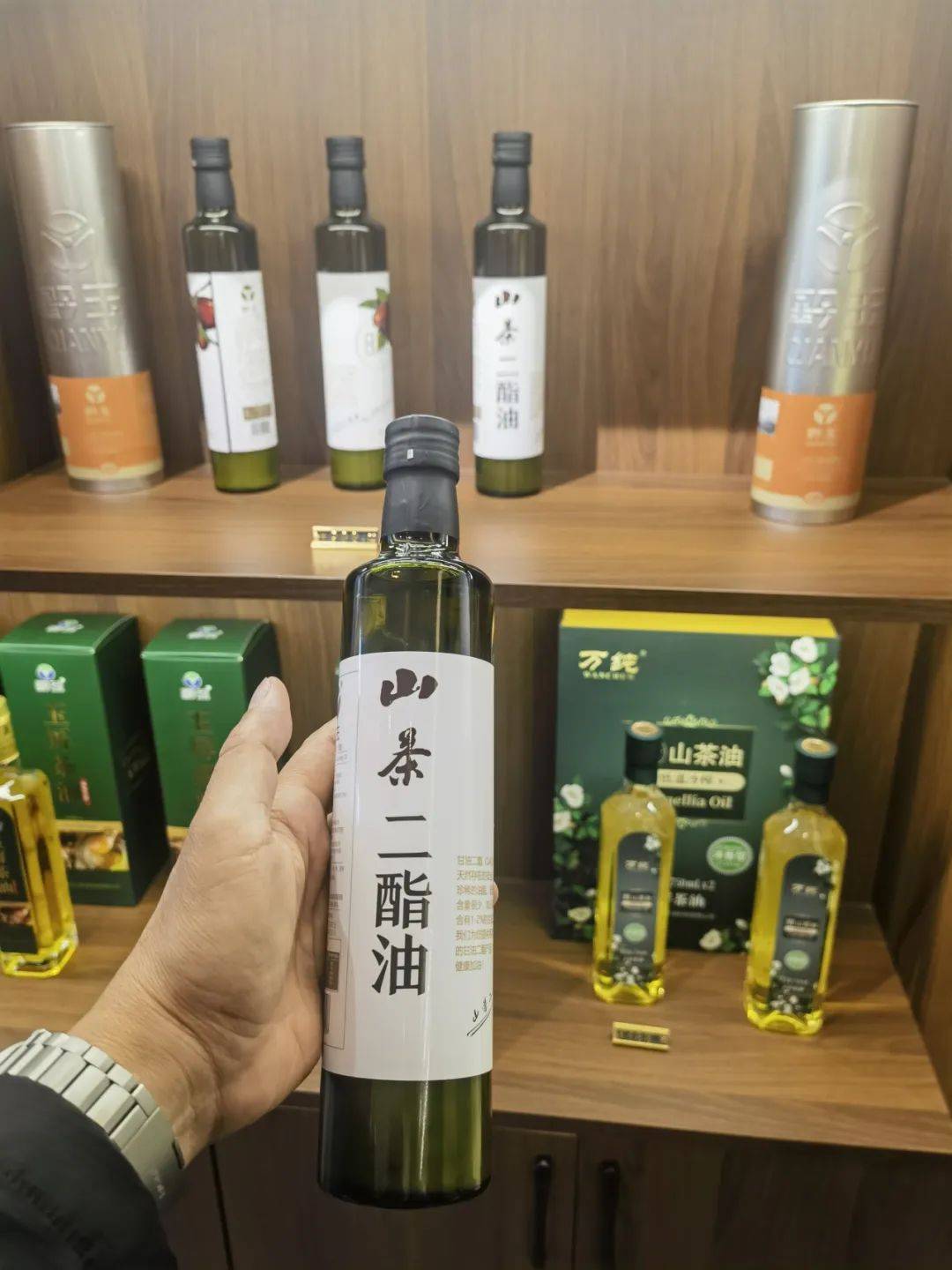 企业所获荣誉称号玉屏自治县油茶人工栽培历史悠久,近年来,玉屏孜治