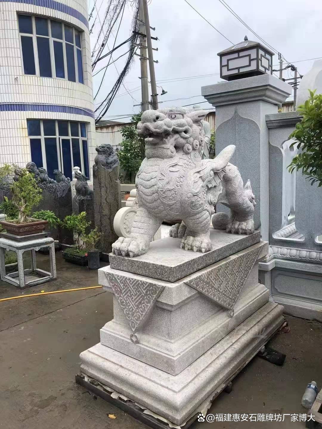 貔貅石雕的材质与收藏价值