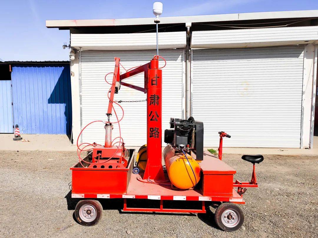 灵活巧妙的"省力能手"——移动式气动机械抓手03一个废弃水罐还能有