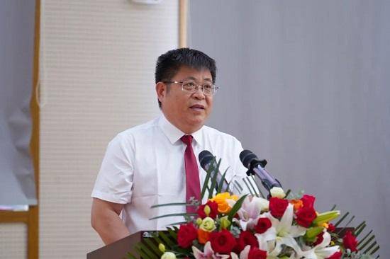 临沂四中党委书记,校长孟黎致辞.