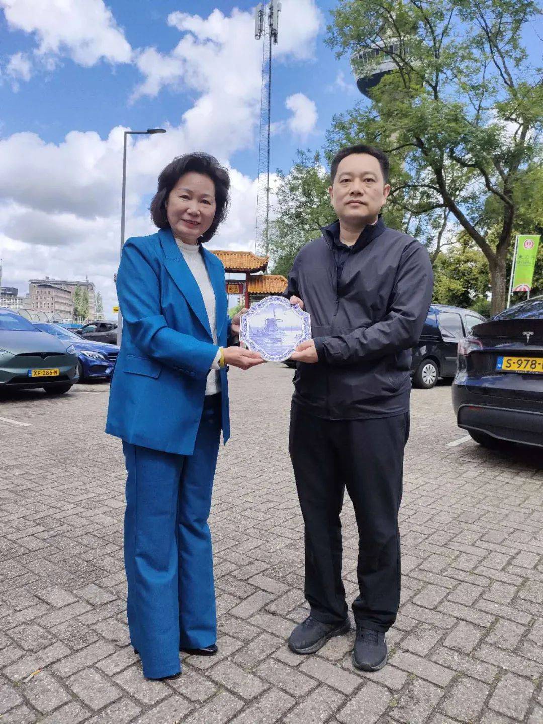 家乡来亲人了,荷兰广州同乡会热烈欢迎广州工商联代表团