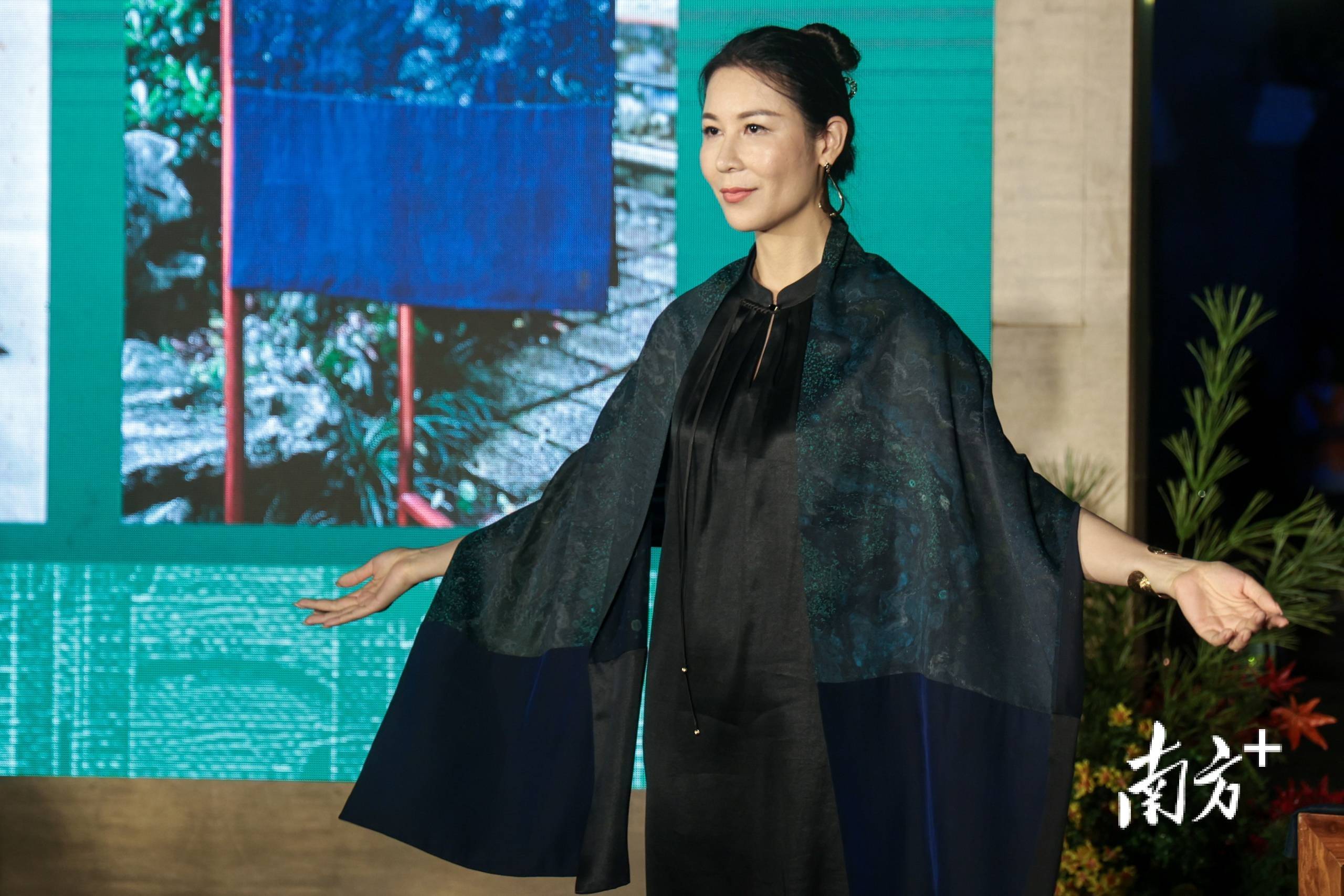 一键解锁清晖园"夜模式"!非遗联动古建筑好出片