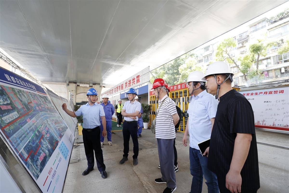 筑起生命防护线