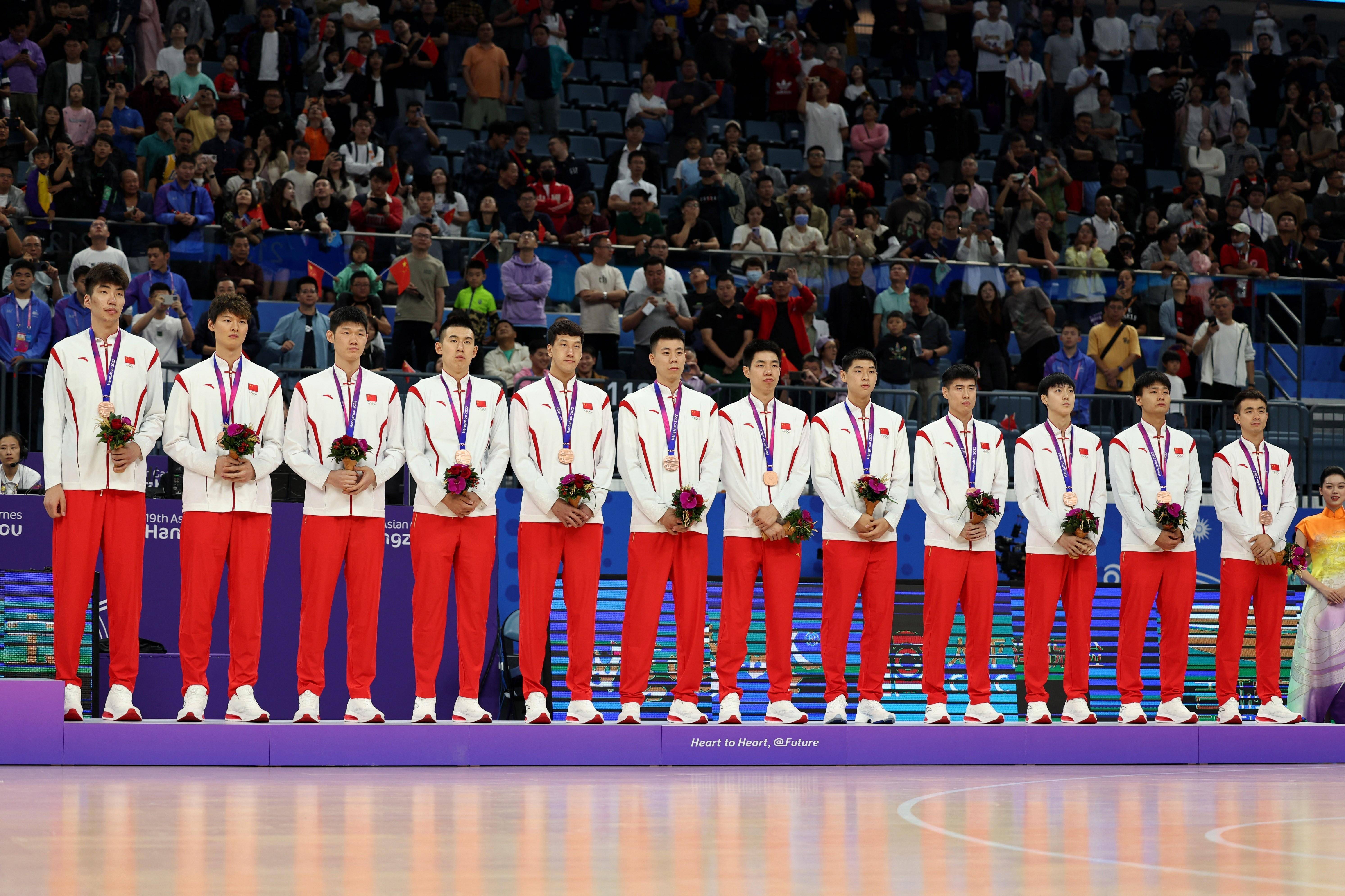 中国男篮冲击洛杉矶奥运难度极大 但“有机会”赶上布里斯班奥运