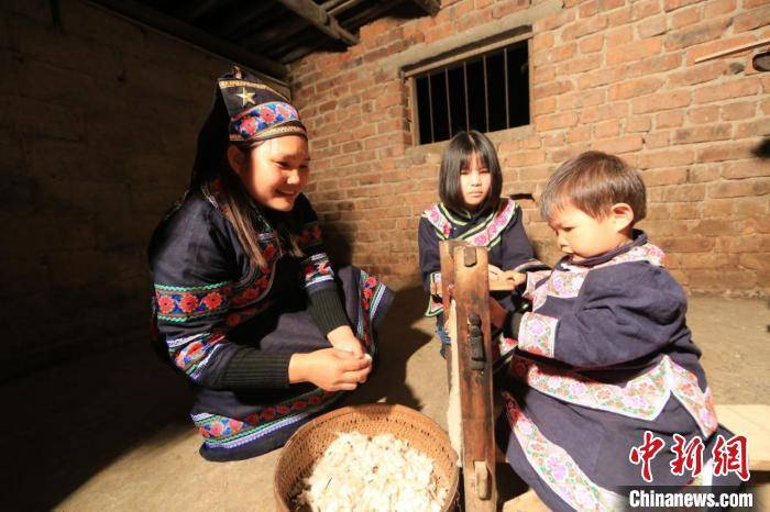 奔流新闻:2024新澳门姿料-学习进行时丨守护好中华民族的文化瑰宝和自然珍宝——习近平推动文化和自然遗产保护的故事