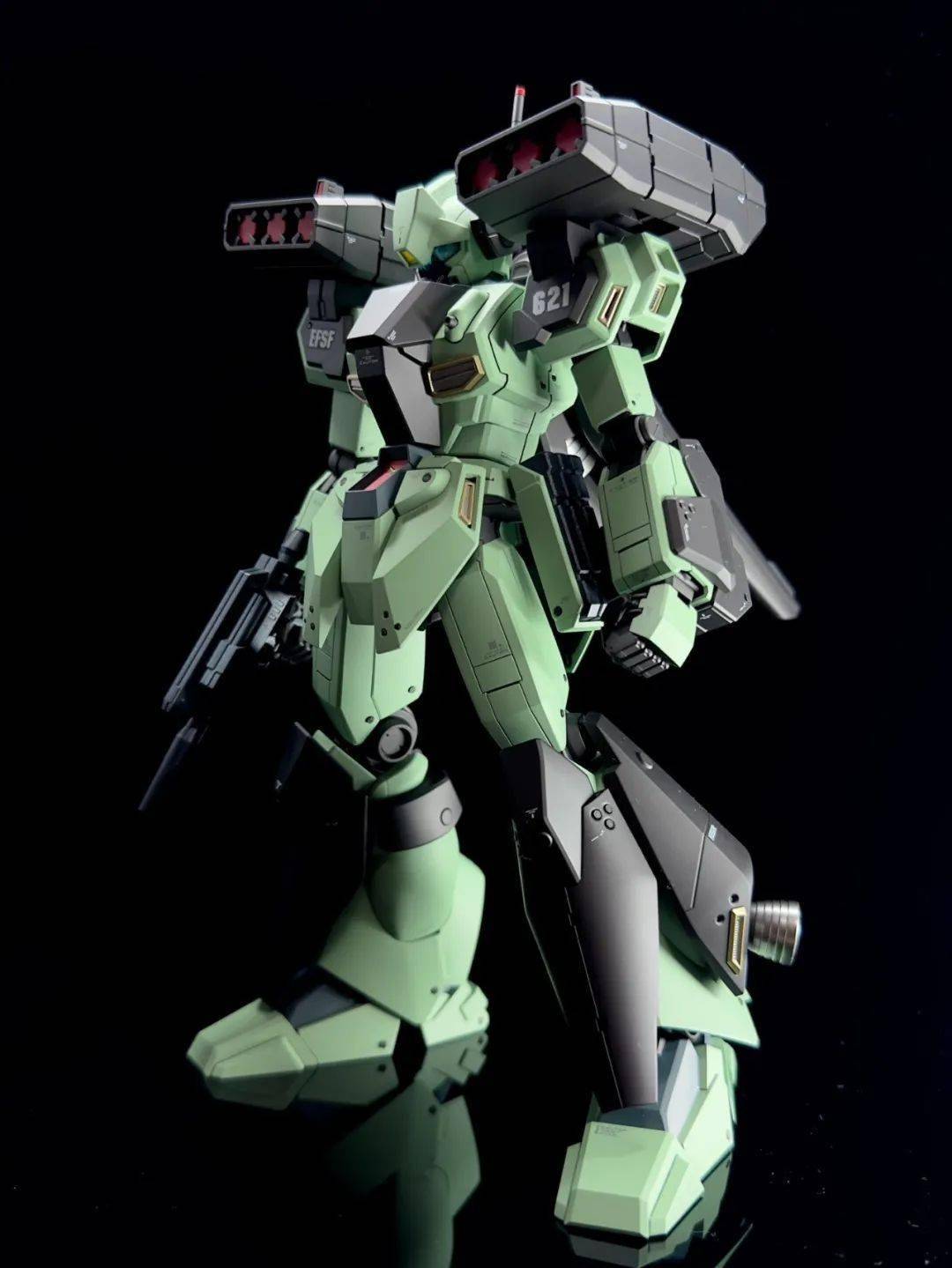 和机师的微操一样这台杰刚队长简约却不简单