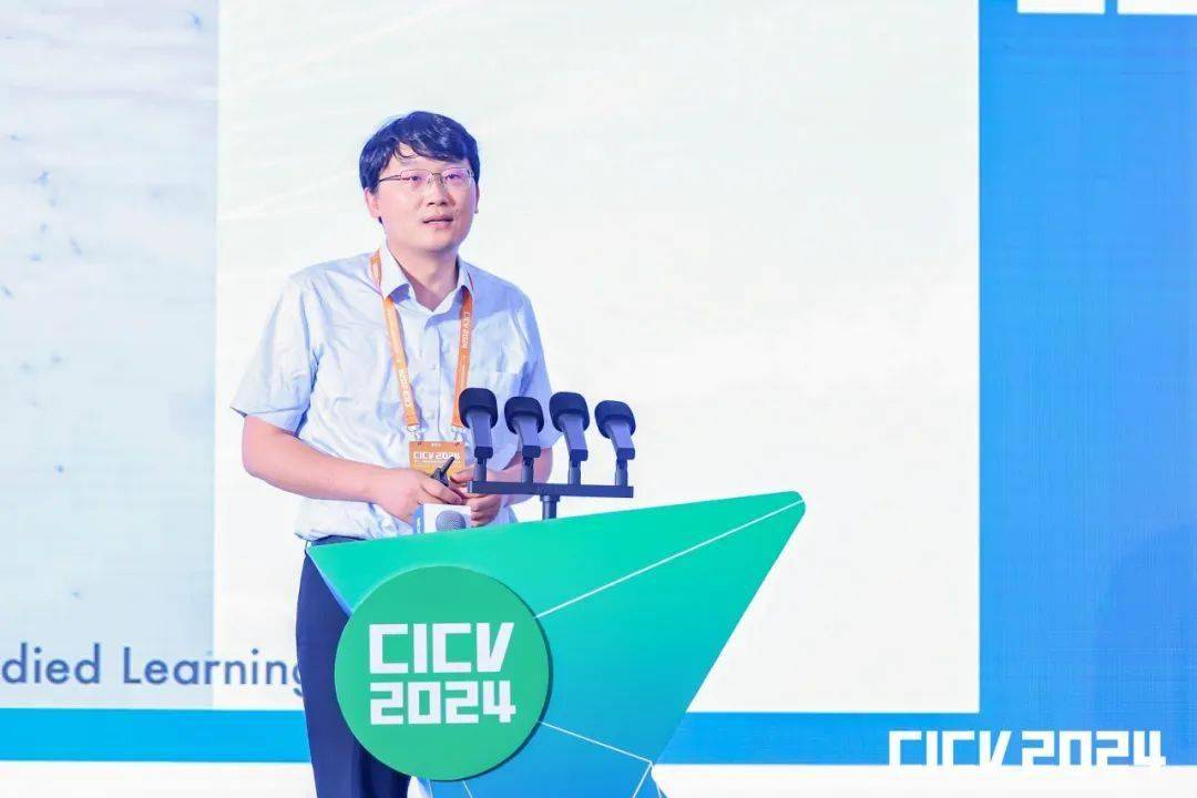 清华大学计算机系博世ai教授,人工智能研究院副院长朱军吉利汽车研究