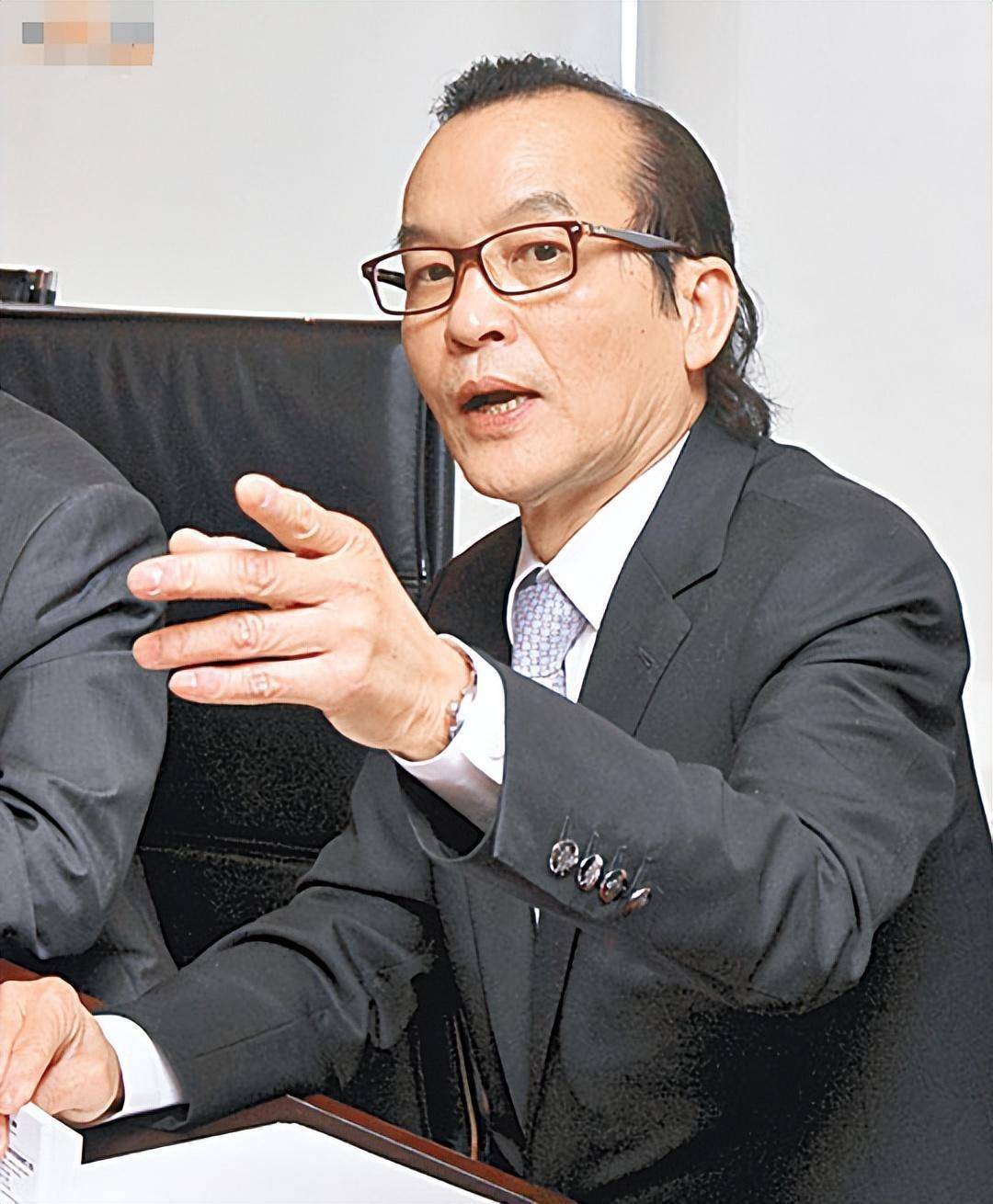 罗定邦走后家族集团业务主要由二子三女等人打理之后又由五子接任