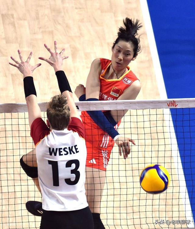 相比李盈莹,朱婷"有12个更强"