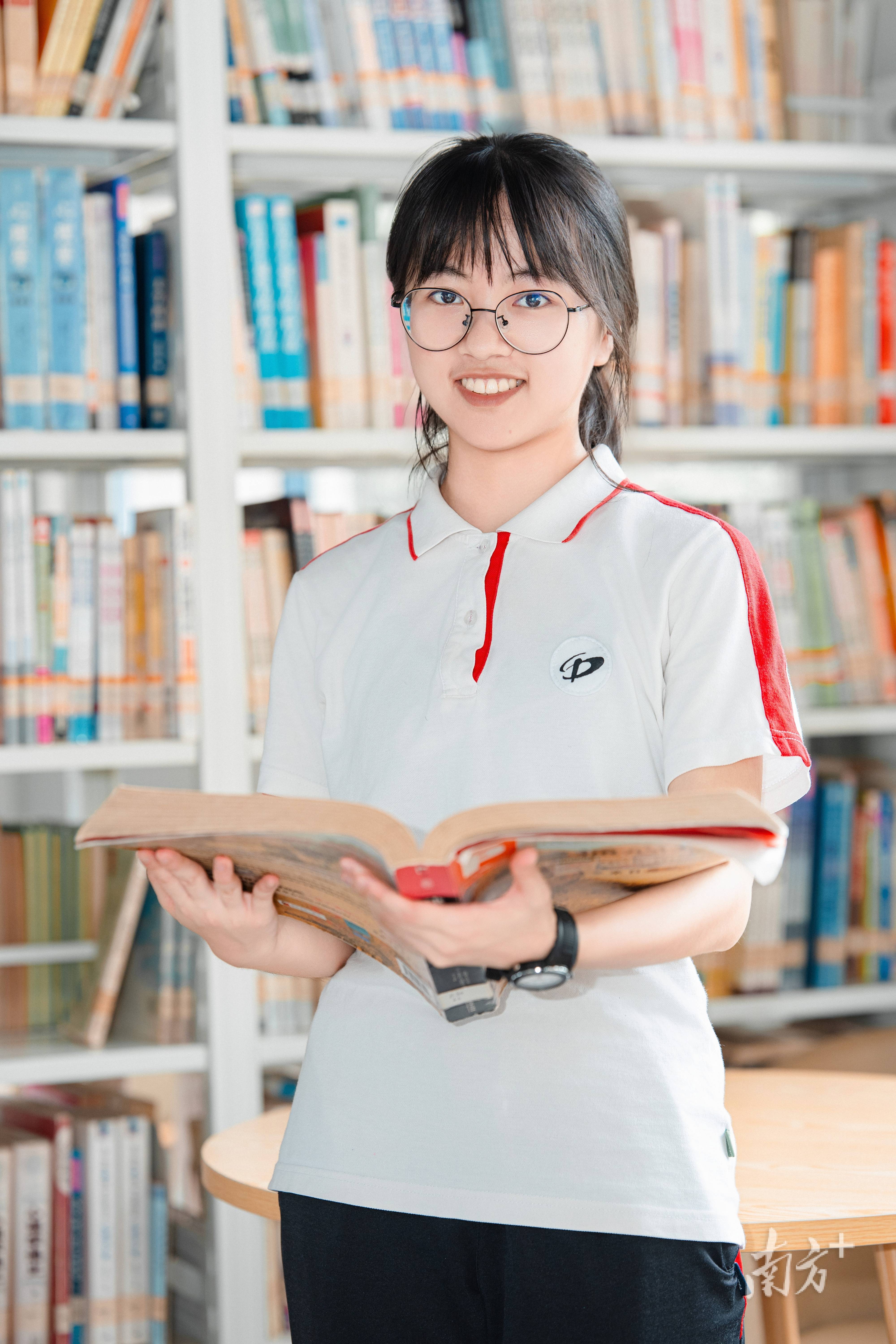 顺德一中何凯晴:勇敢切换赛道,期待去往北京大学