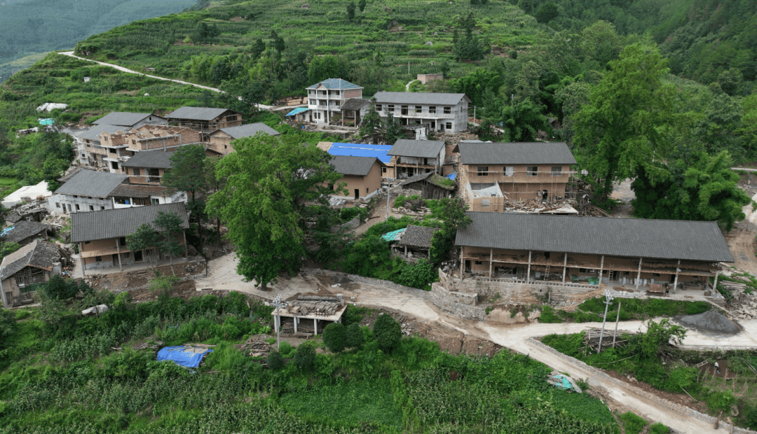 中国传统村落丨建在悬崖峭壁上的丰都村寨
