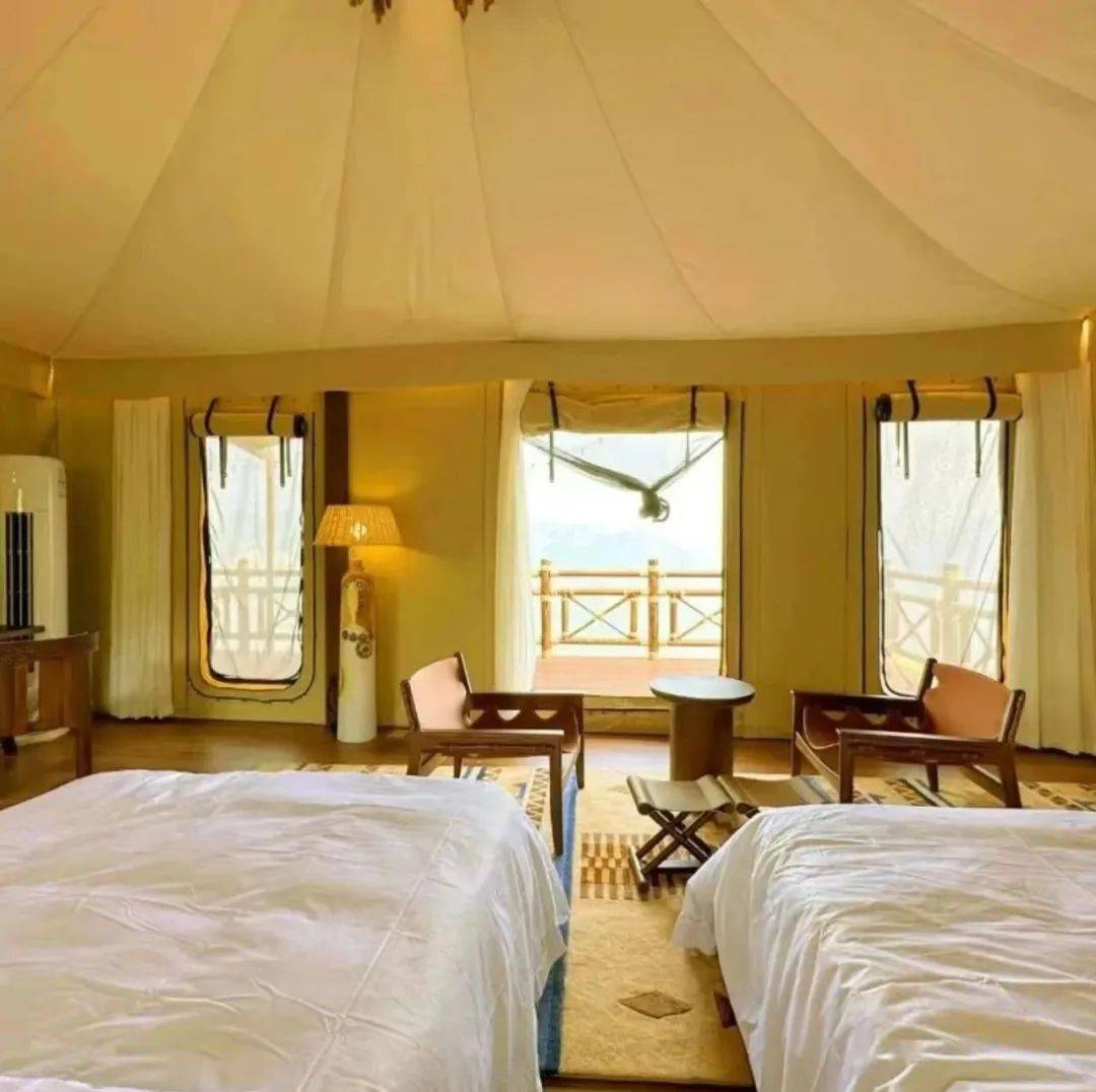 三亚太挤,长隆太热?均温23℃的宝藏小城更适合遛娃!