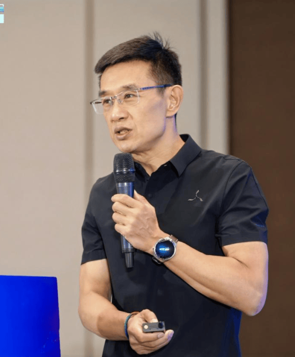 中睿医药商学院受邀参加2024第九届中国医药研发·创新峰会