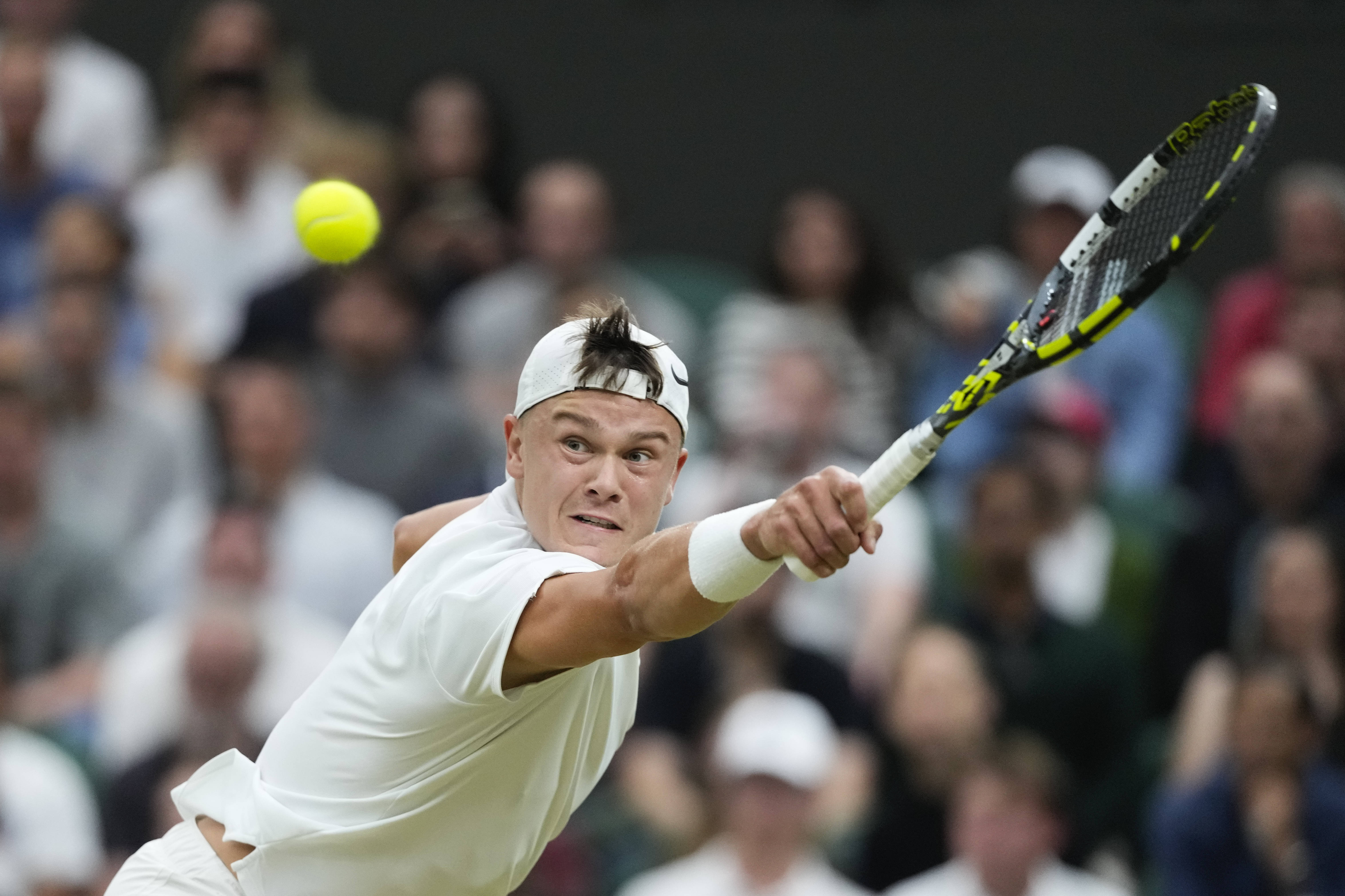 网球——温网:焦科维奇晋级男单八强