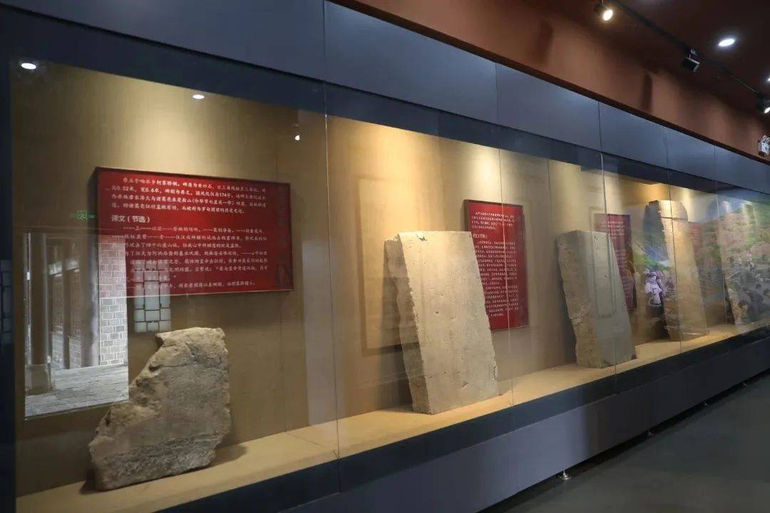 大方县城北的奢香博物馆recrec建立了丰功伟绩的彝族巾帼英雄为维护