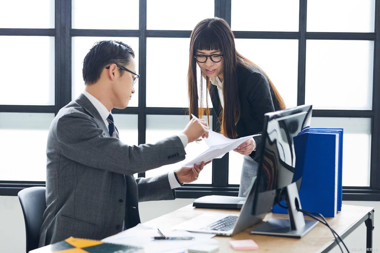 应届生是什么意思？_搜狐网