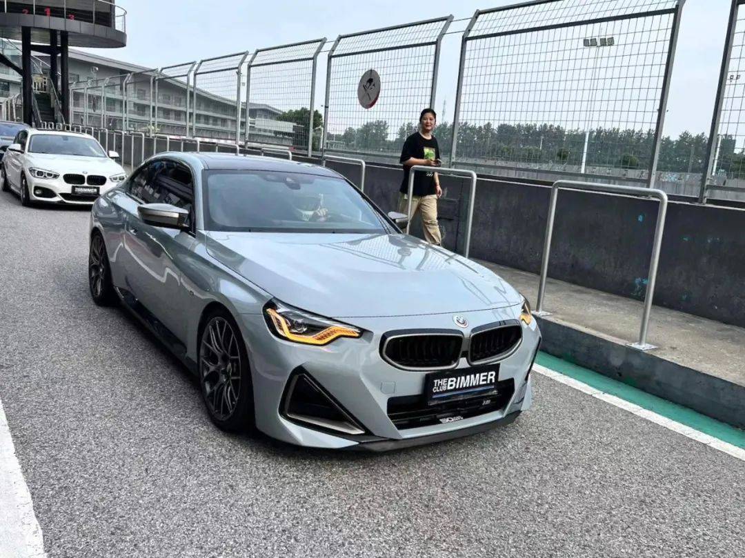 一年中从我这找到车友群的新车友还真不少……看到这里你当我是标题党