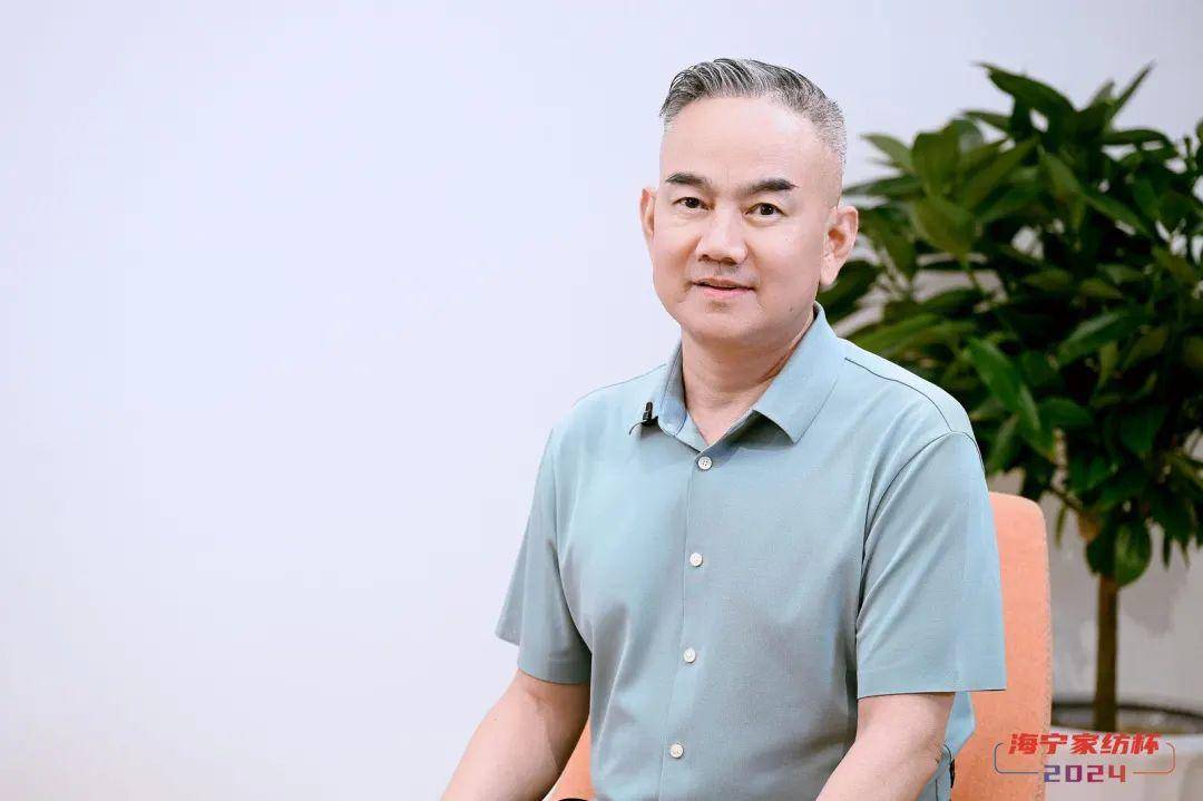 河北省家用纺织品产业技术研究院院长高阳县毛巾行业协会会长张瑞春每