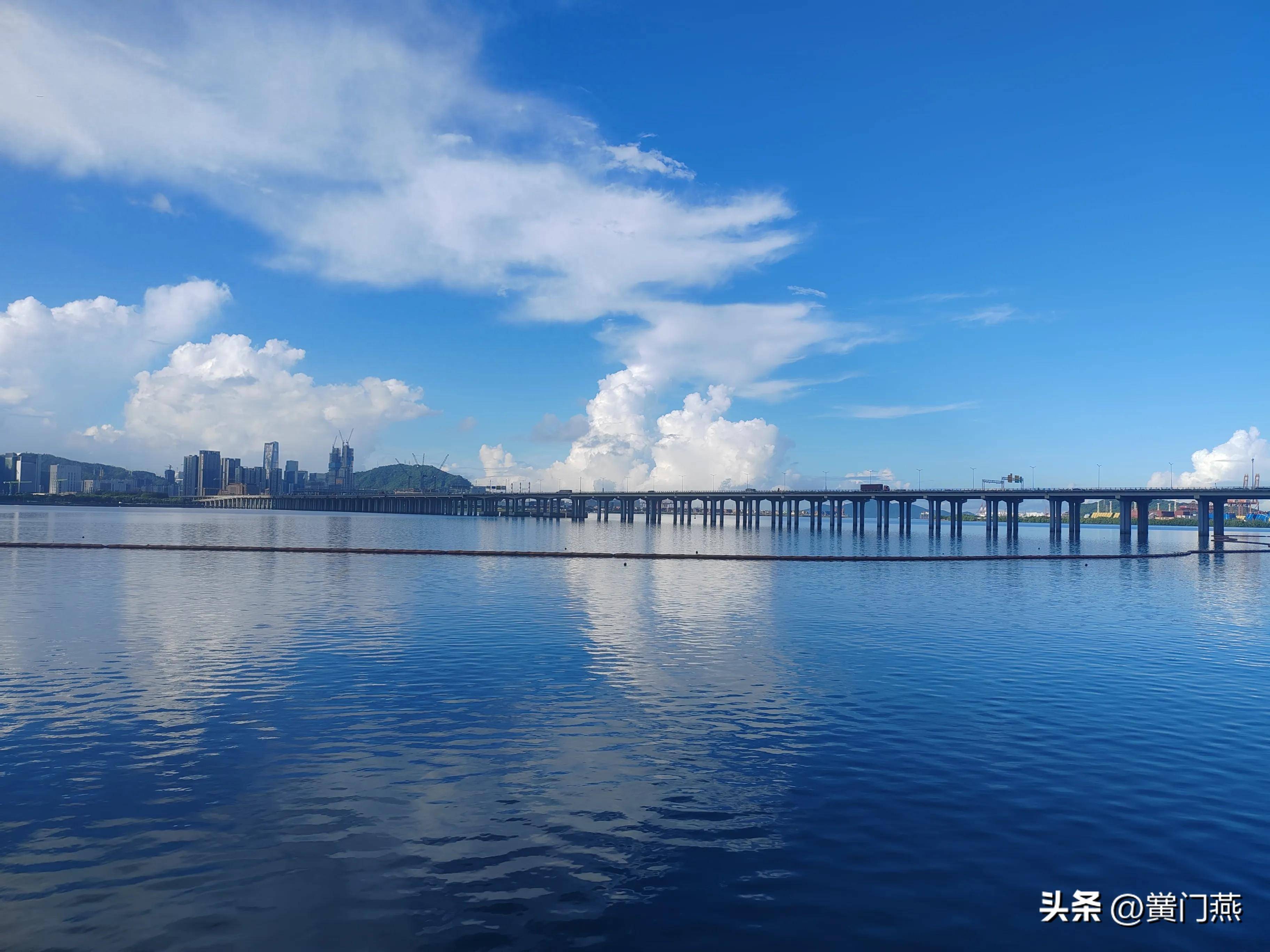 七绝.滨海夏晨_云水_步轻_舟船