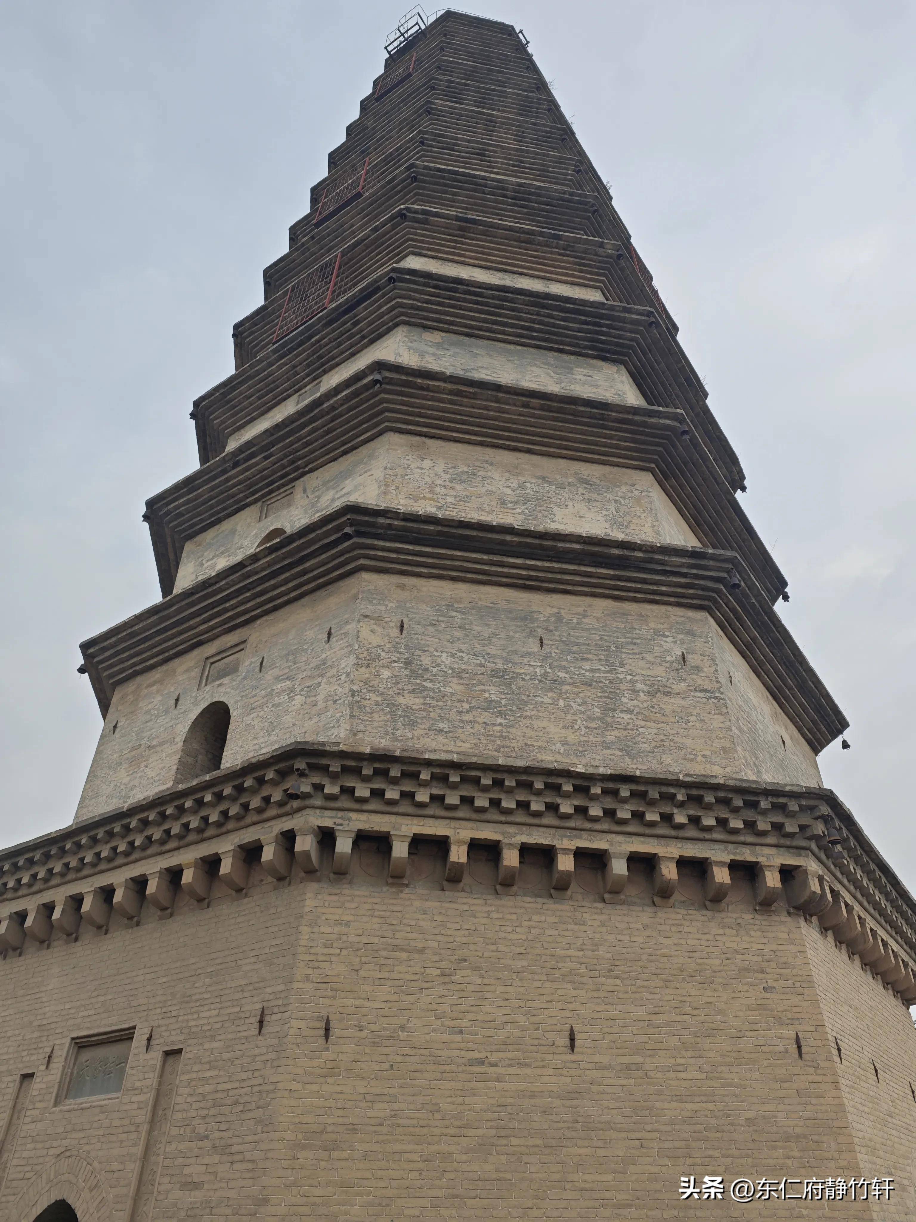 甲辰仲夏再拜谒山西省运城市新绛县龙兴古寺 文/李景宁
