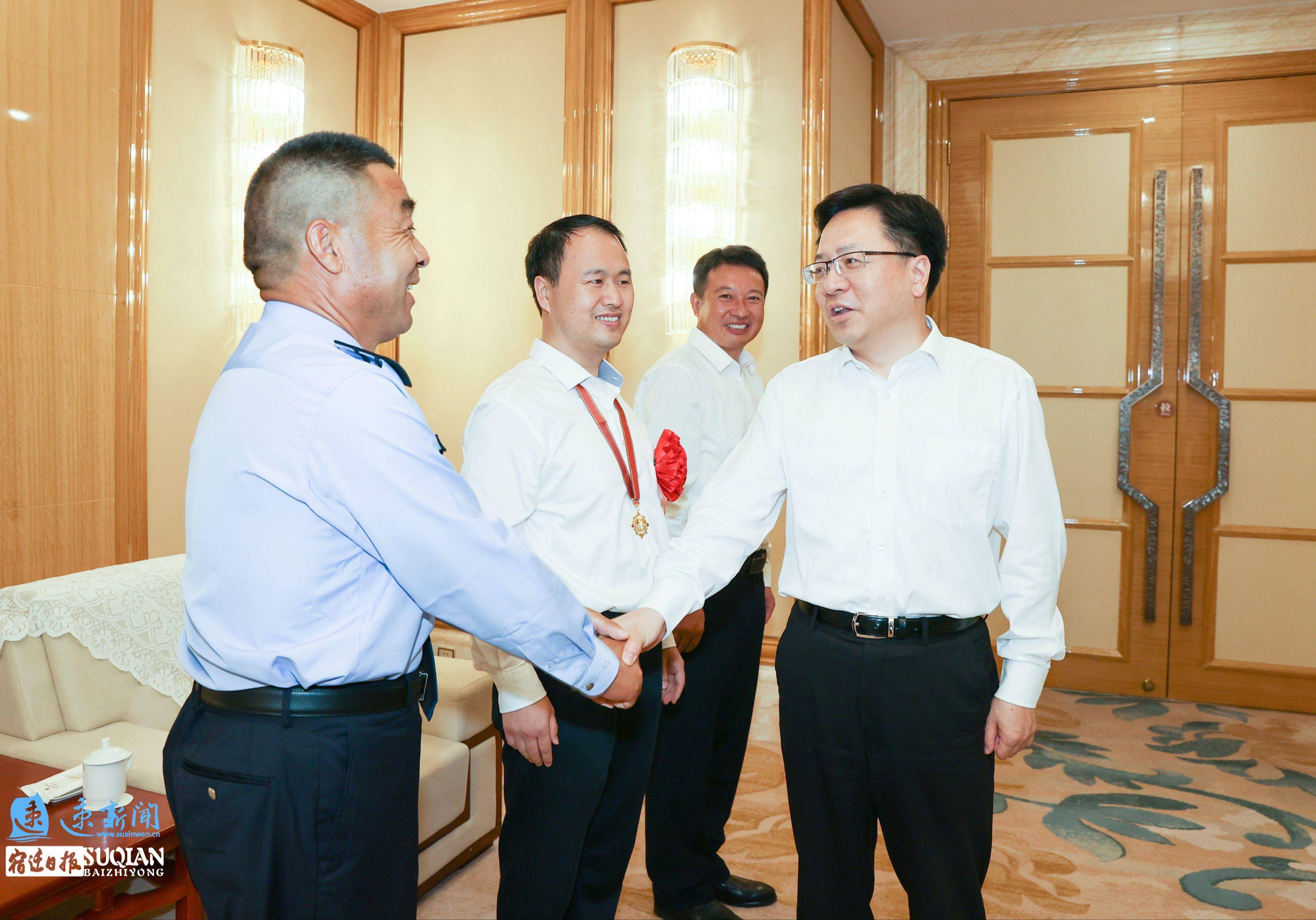 市委副书记,市长刘浩围绕"全力建