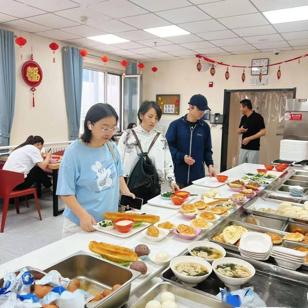 应急总医院东院区食堂全新升级:花样美食让职工吃出幸福感
