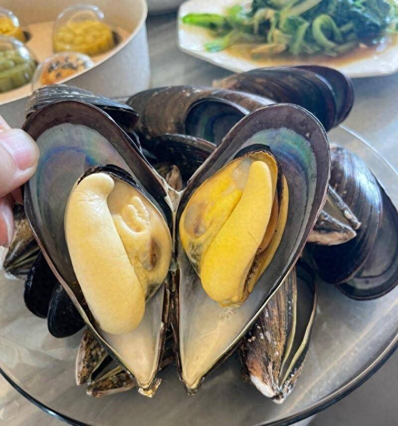 「鲜」声夺人!一米八鲜活贻贝升级归来,全国盒马上架