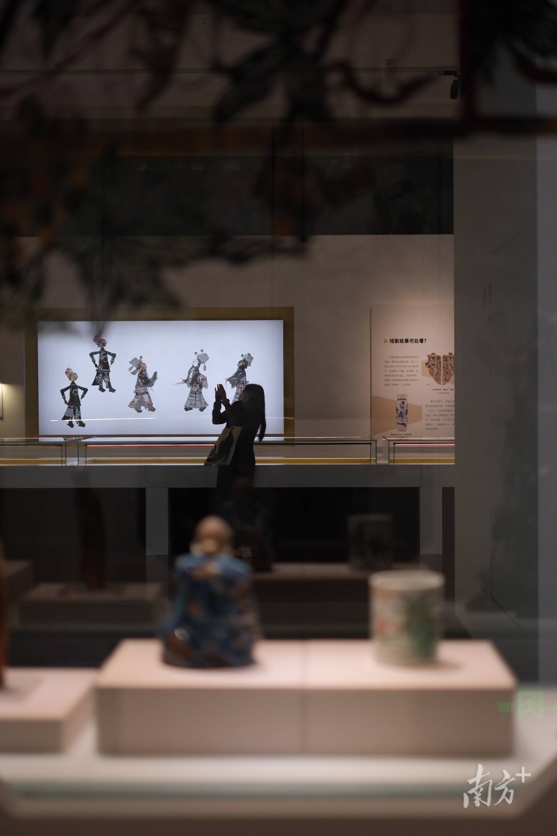 火到泰国,土耳其,"百地千戏"的皮影戏有何魅力|文化中国行