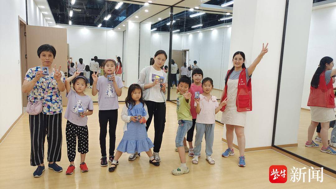 苏州市黄桥街道举办"踢毽乐潮·亲子时光"踢毽子比赛健身活动!