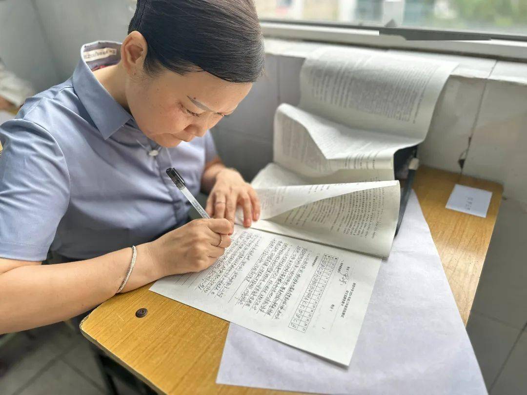 南部中学开展高三教师暑期业务培训