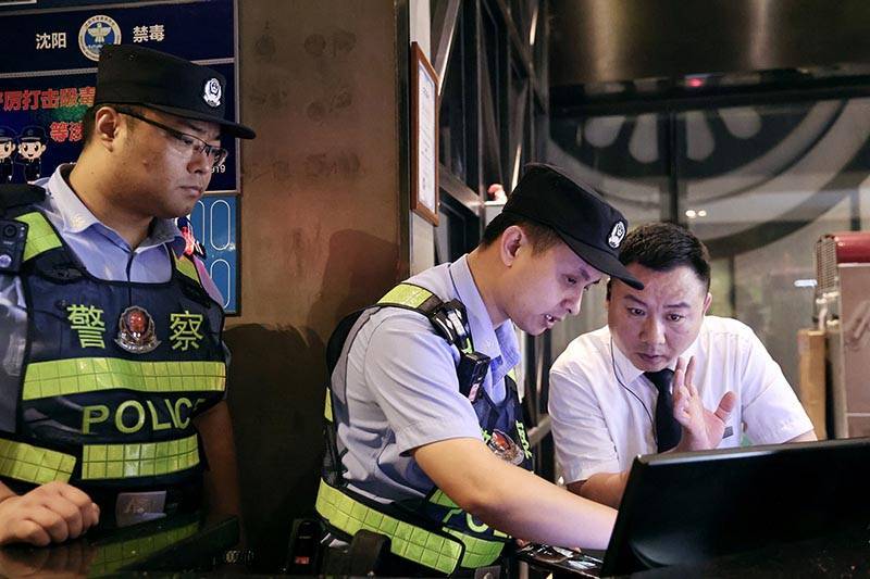 公安机关深入推进夏季治安打击整治行动 在守护人民幸福安宁上聚焦