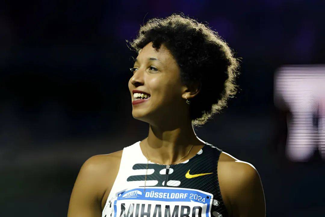 63秒排名第二,来自卡塔尔的20岁小将伊斯梅尔·杜代·阿巴卡尔(ismail