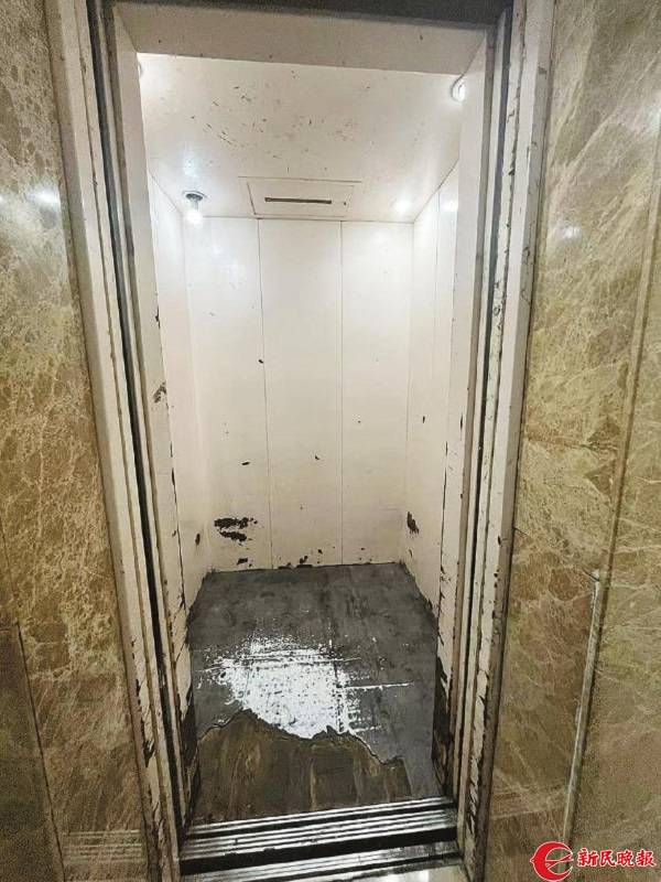 小区电梯出故障 居民安全谁保障?_关人_金女士_情况