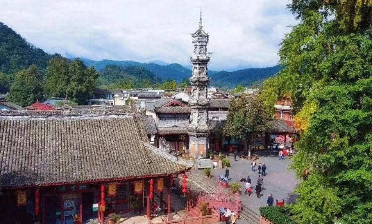 街子古镇景区恢复开园