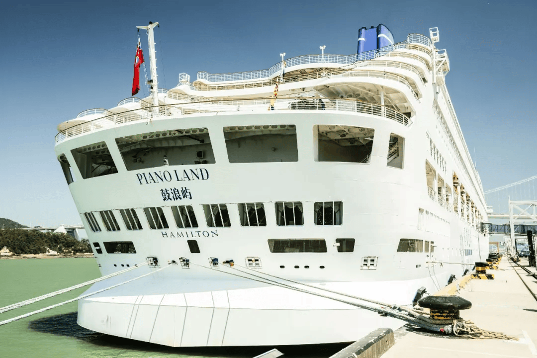 "鼓浪屿"号从宝山再起航,开启体验性试航_邮轮_中国_旅游