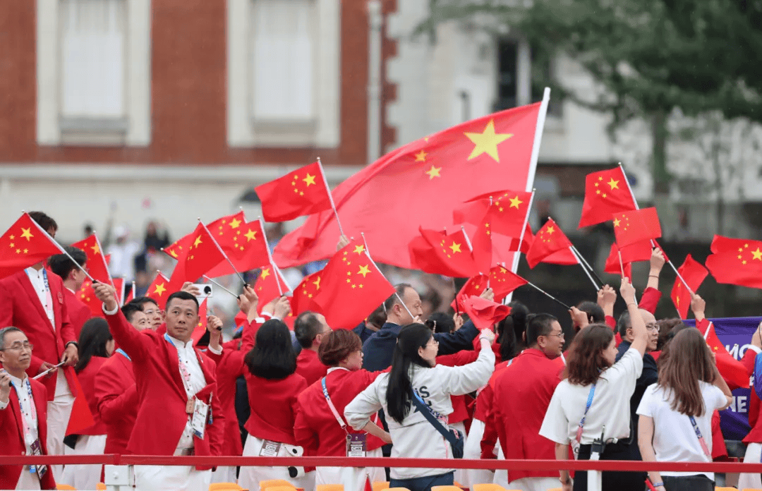 奥运会颁奖国旗图片