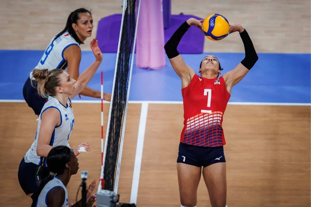 意大利女排奥运首秀 多米尼加狂送38分 埃格努25分 贝拉斯科: 全力打