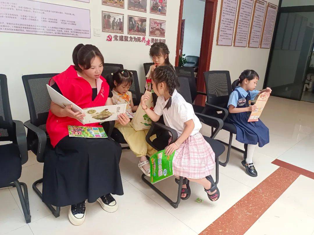 寿宁县妇联开展"同在蓝天下"爱心妈妈结对关爱留守困境儿童活动