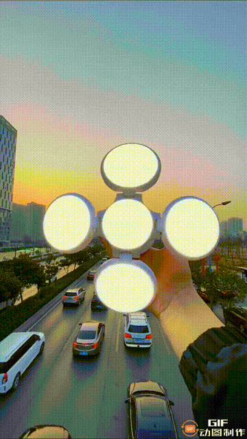 9元!四档光源,冷暖可调光,满足多种需求!自带挂钩,体积小,方便收纳!