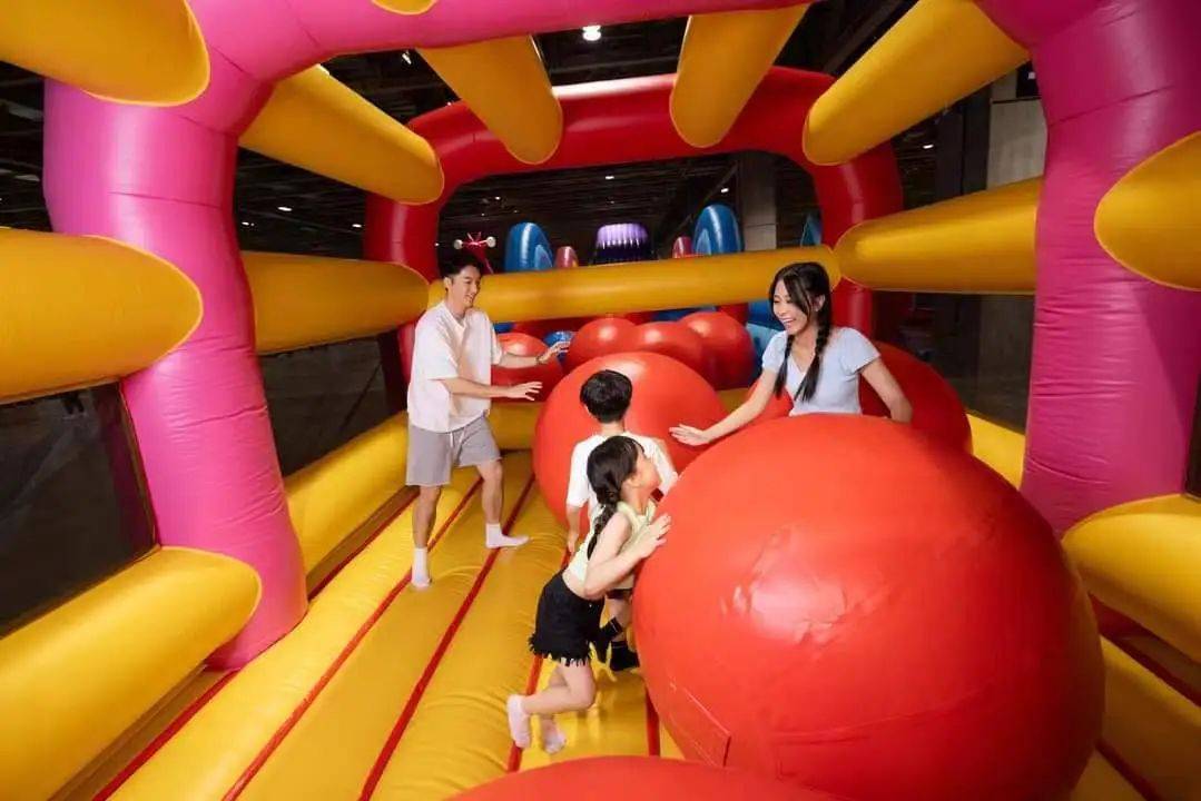 亚洲最大的跳弹乐园来澳门啦!_弹跳_小朋友_外星人